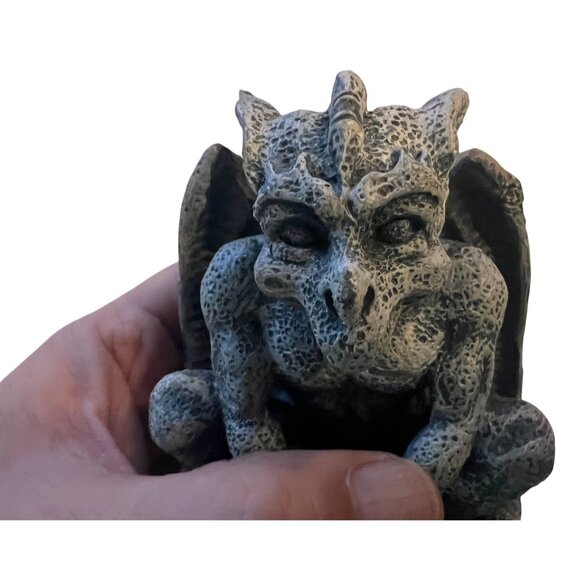 Gargoyle Figurine Resin Statue for Collectors, approx. 5" Tall, 1997, by "BRPB" - Picture 6 of 9
